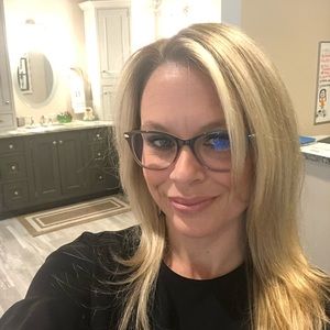 Meet your Posher, Beverly